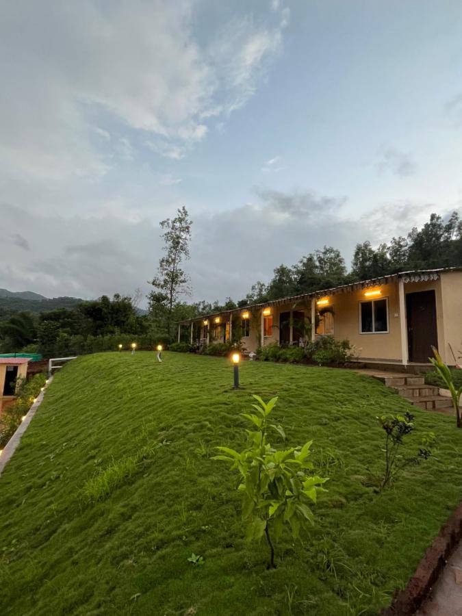 Vrisa Mountain Retreat Hotel Welhe Exterior photo